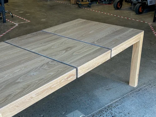 Bari table top extension