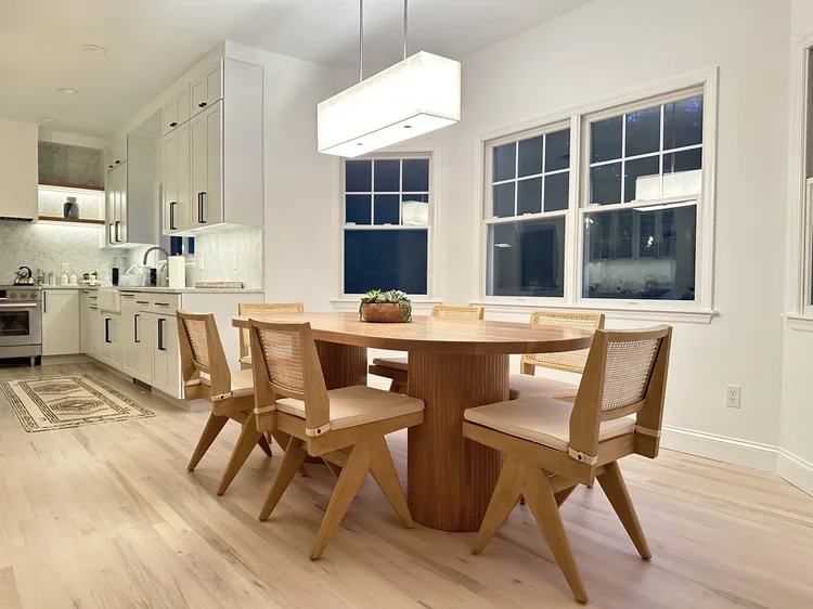 Sicily table and chairs